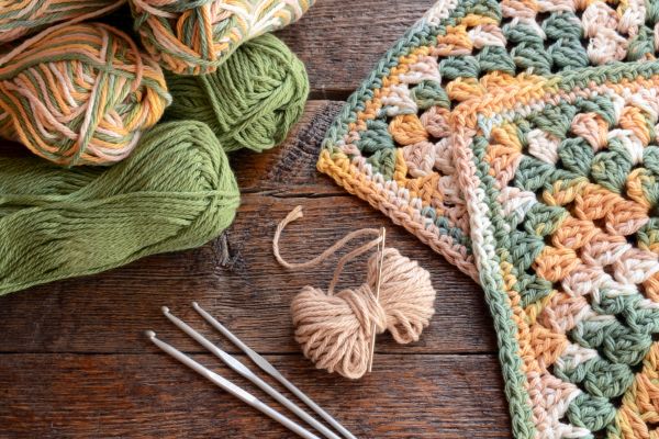 how to crochet a hat