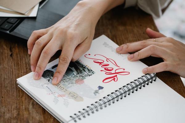 scrapbook layout ideas